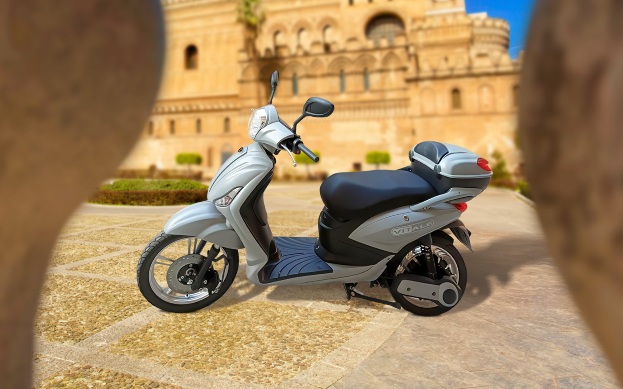 SCT-001 - Scooter Elettrico (Uso Privato)